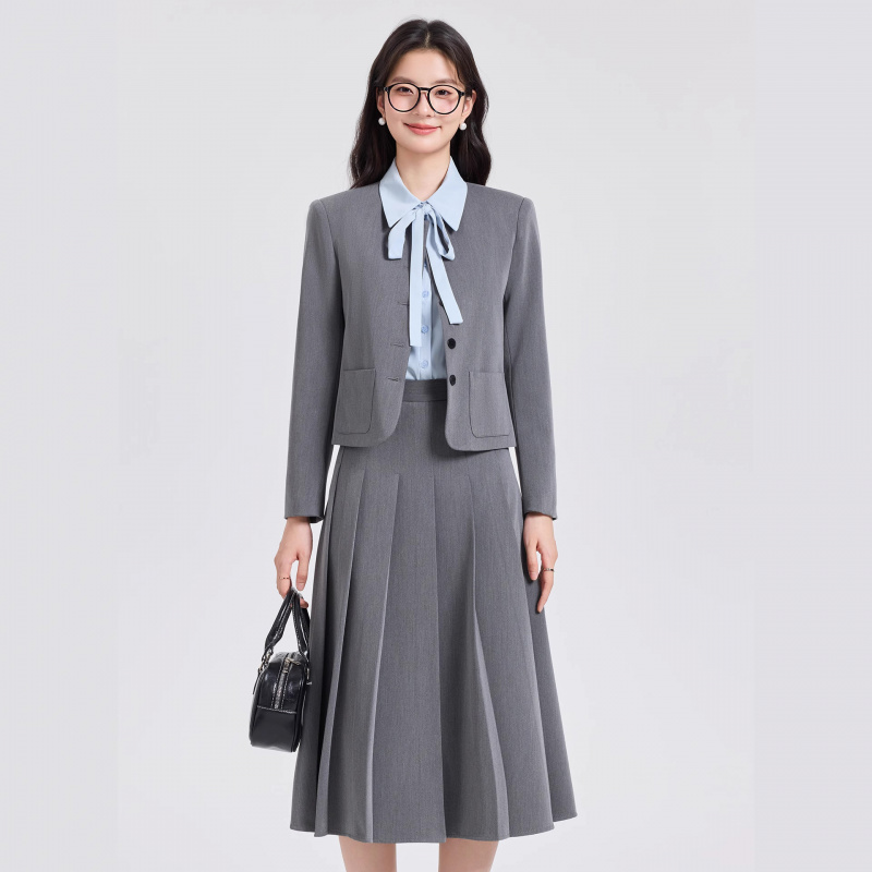 Gray Short Suit Set for Women  - đánh giá và giá Women Formal Wear Shirt And Pant