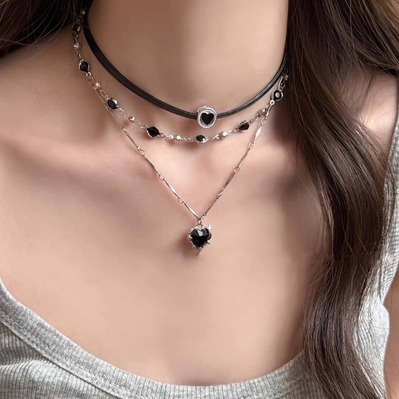 Gothic Layered Heart-shaped Ne - đánh giá và giá Women'S Gothic Formal Wear